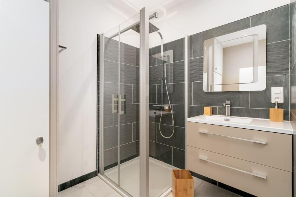 Superbe Appartement A Une Minute A Pied De La Gare 에피날 외부 사진